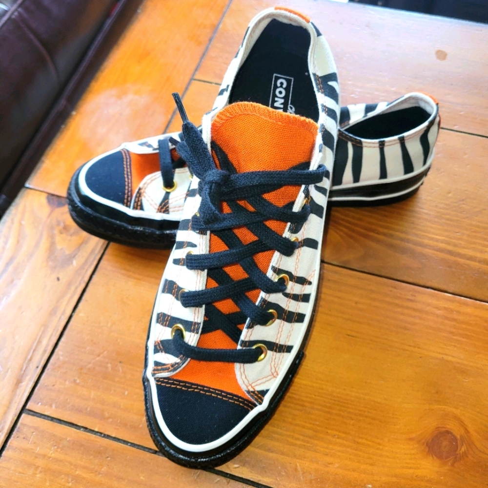Custom Made  Converse Chuck Taylor